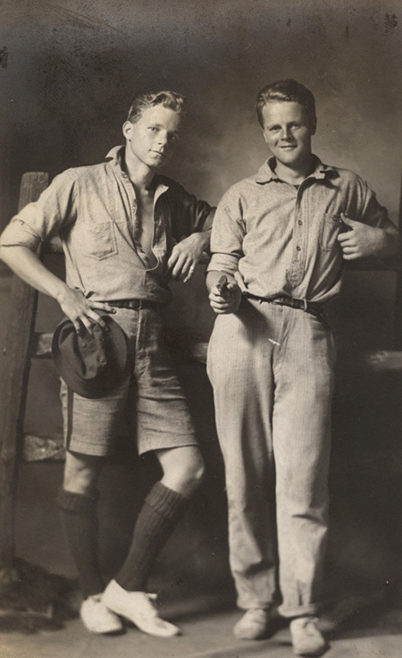 1911 - David fleming and Kirby Burrell.jpg