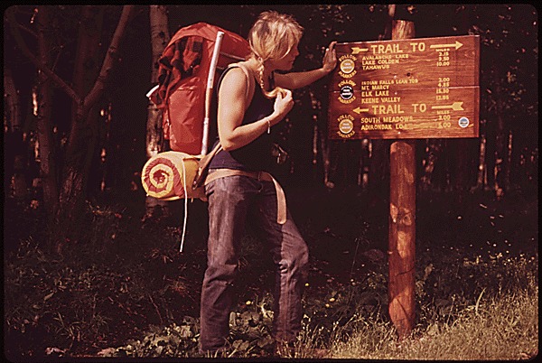 14-0298a - DEC trail markers - NARA.gif