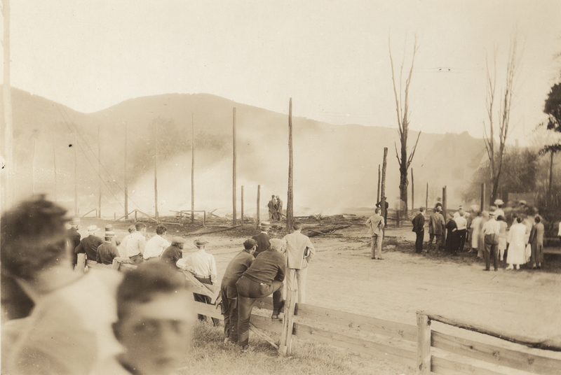 MVF UC Fair -- Fairgrounds Fire 1926 2.jpg