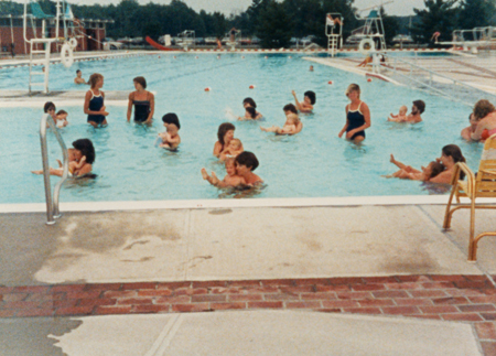 26 Rec Center Pool Gaynel Tavares 450px.jpg 26 Rec Center Pool Gaynel Tavares 450px.jpg