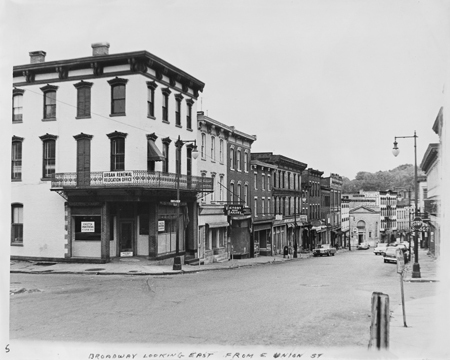 8 FOHK007-Bway looking east from East Union FHK Collection 450px.jpg