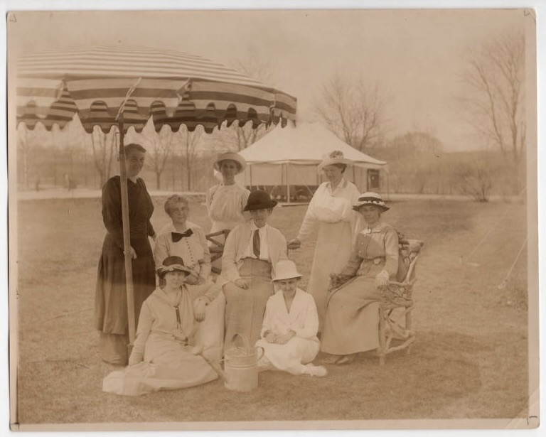 Miss Bennett and others.jpg