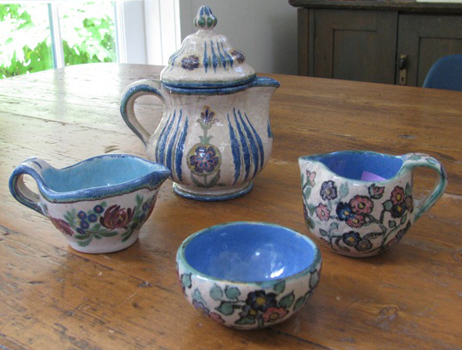 Byrd Pottery set.jpg Byrd Pottery set.jpg