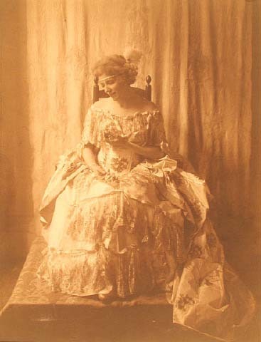 Jessie T Beals Edith.jpg