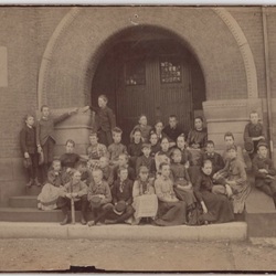 https-:nyheritage.contentdm.oclc.org:digital:collection:p16694coll138:id:816:rec:6.jpg